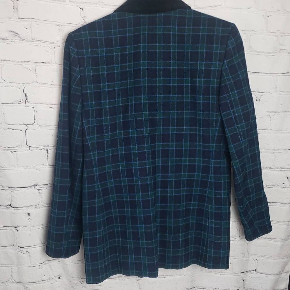 Vintage Women Pendleton Green and Blue Plaid Jacket - Picture 7 of 10